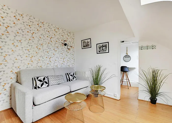 Charming Residence Under Roof Paris Bastille